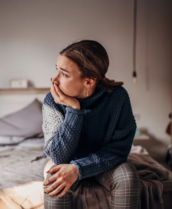 Actress on Edge of the Bed Upset aspect ratio 303 367 2