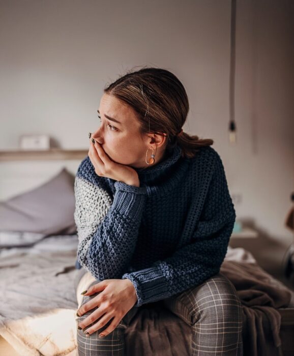 Actress on Edge of the Bed Upset aspect ratio 303 367