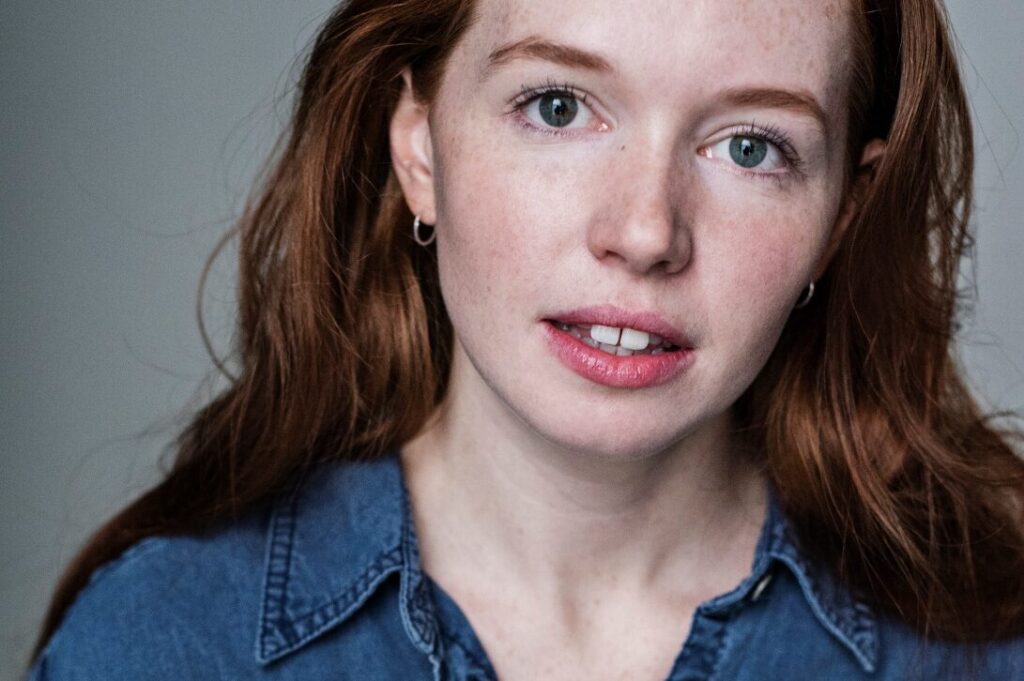 KATIE SCHOFIELD HEADSHOT. web copy aspect ratio 688 458 1