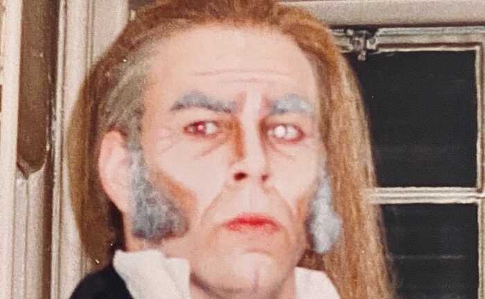 Martin-Warden-Javert-LesMis-I-was-23-years-old-at-that-time-and-the-youngest-in-the-world-to-play-that-role-aspect-ratio-327-202